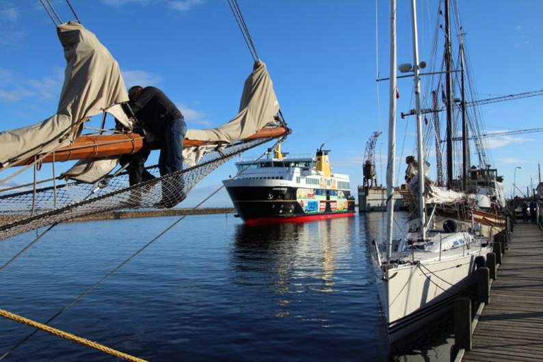 Ærøskøbing-forlader-dokken.jpg